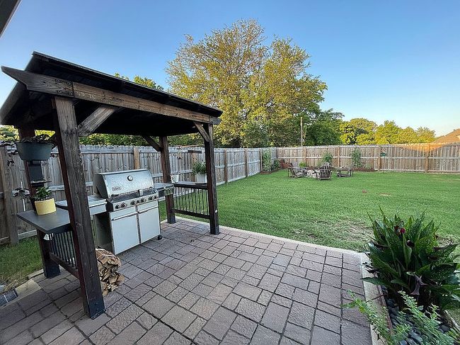 Image of 2158 N Woodlark Ln