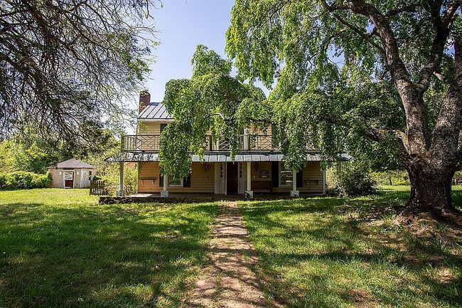 Image of 1248 Locust Ln