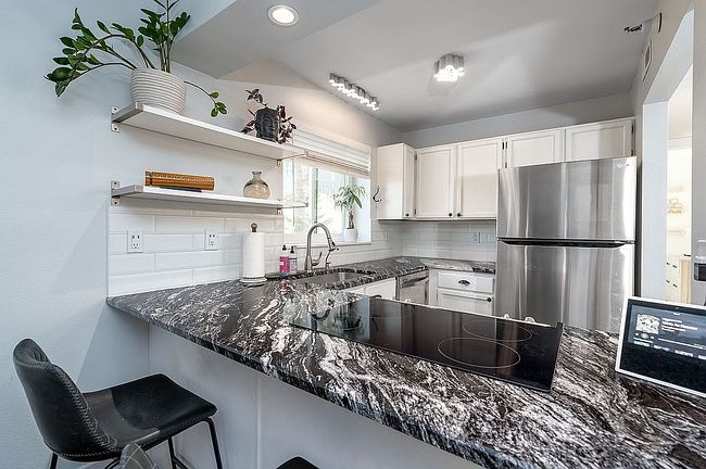 Image of 1650 Upper Ironhorse Loop #H1