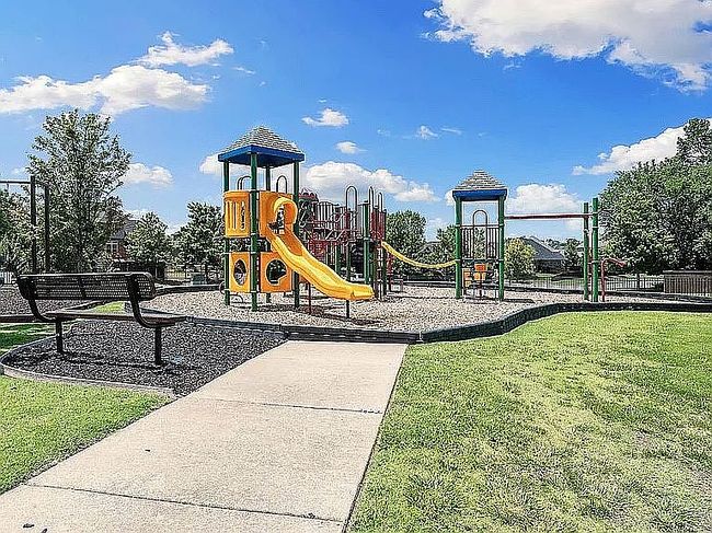Photo of 6 Churchwell Ct, Bentonville, AR