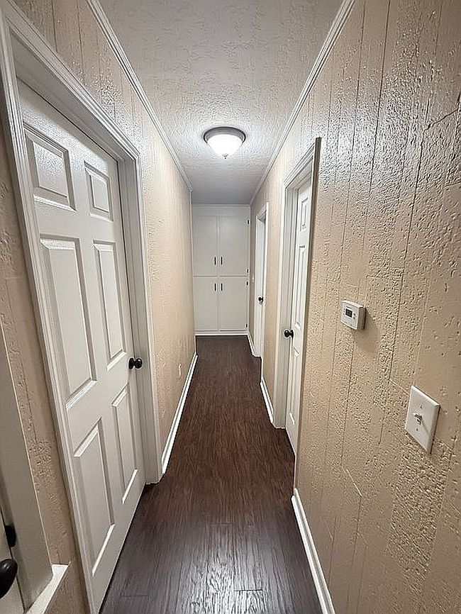 Photo of 100 Centre Cir, Petal, MS