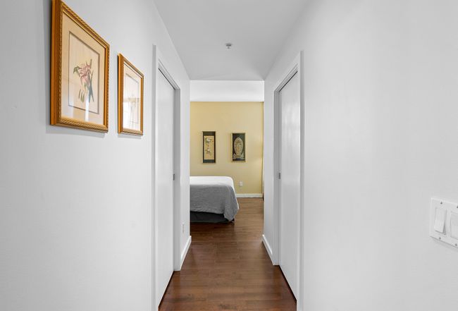 Photo of 1900 S River Dr Unit 604
