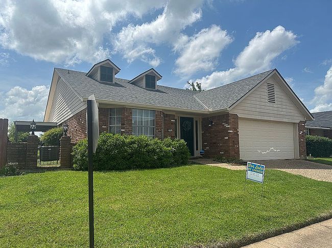 Image of 9724 Ash St