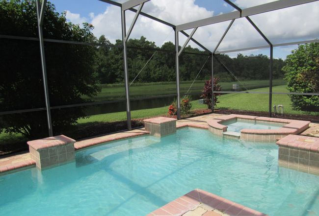 Additional photo 3 of property located at 55Oo Willow Bend Trl.