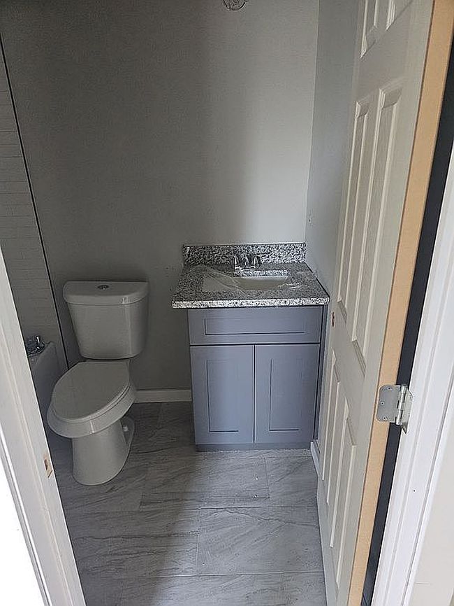 Image of 422 K St #102