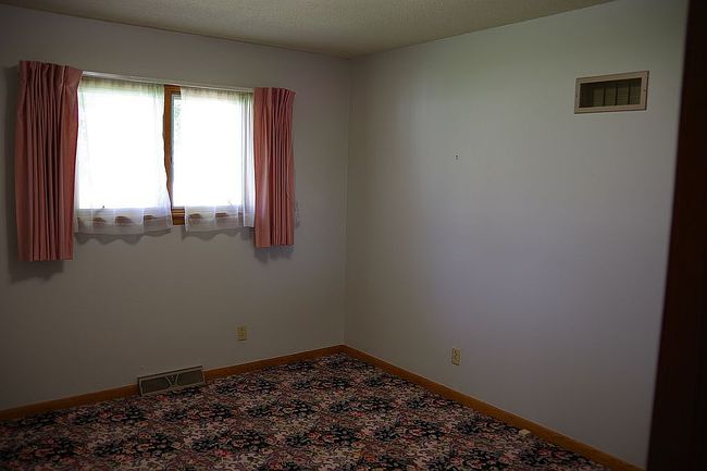 Photo of 1013 Maple Dr, Manning, IA