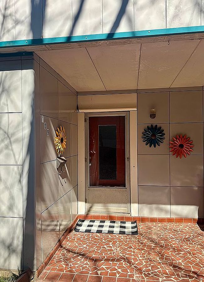 Photo of 109 Stephens St, Chapel Hill, NC