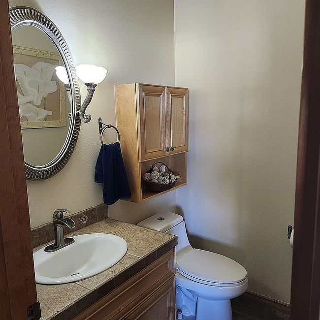 Photo of 78604 E Canyon Meadow Dr, Kennewick, WA
