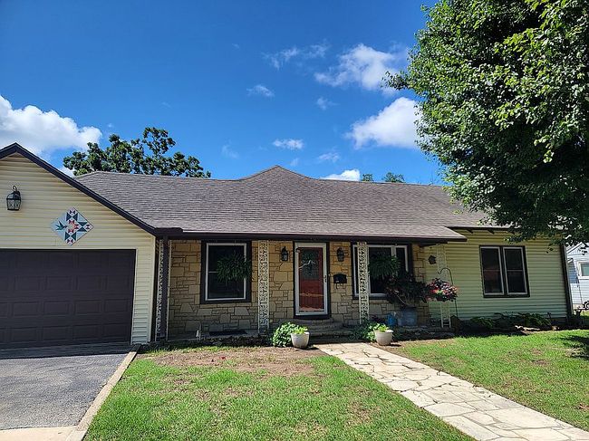 Photo of 407 W Walnut St, Sedan, KS