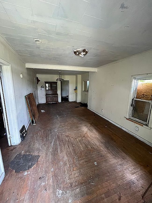 Image of 2024 Fairfax St