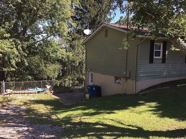 Image of 7536 Waynesburg Pike Rd