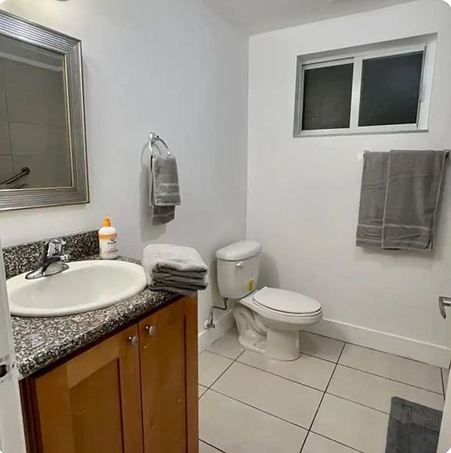 Additional photo 2 of property located at 750 Sw 2nd St