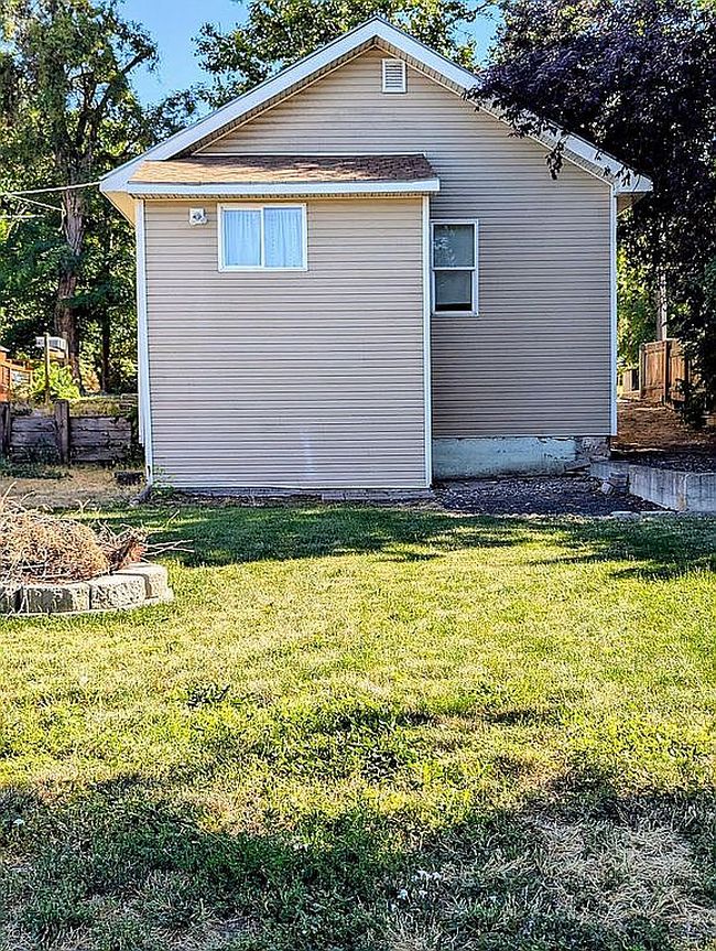 Photo of 1825 7th Ave, Lewiston, ID