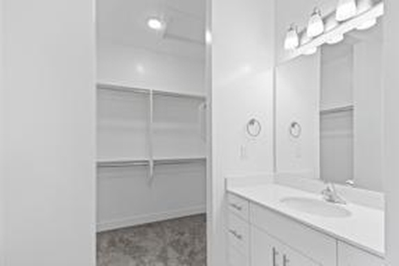 Additional photo 3 of property located at 5801 S Garnet Dr