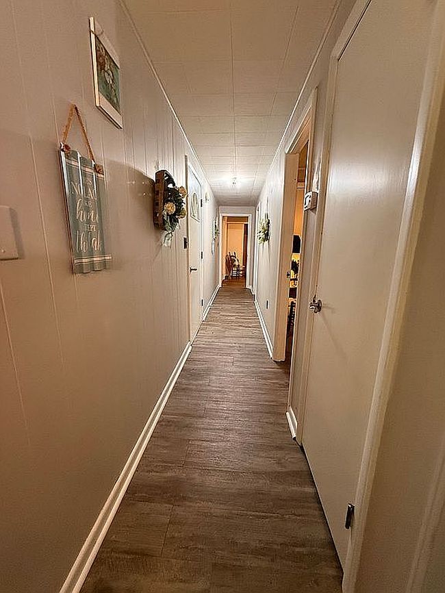 Image of 305 Lakeshore Dr