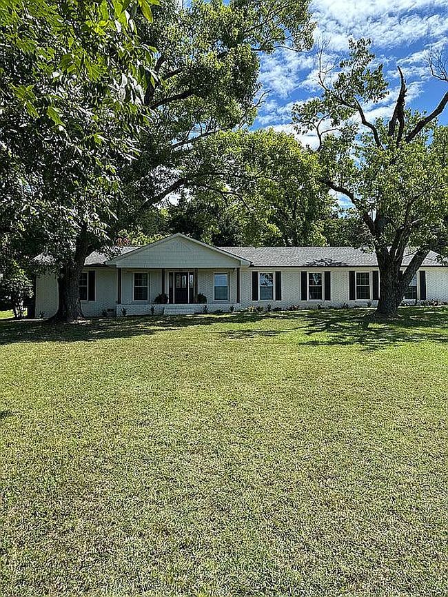 Photo of 101 Jones Valley Dr Se