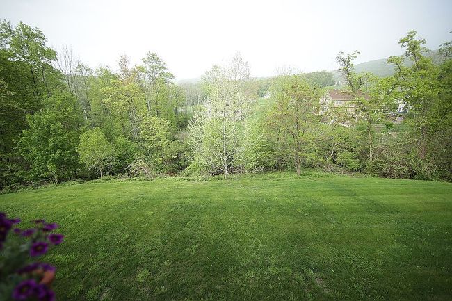 Photo of 15 Beaver Pond Ct, Stony Pt, NY