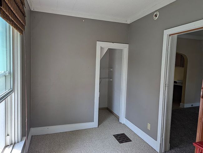 Image of 2954 13th Ave