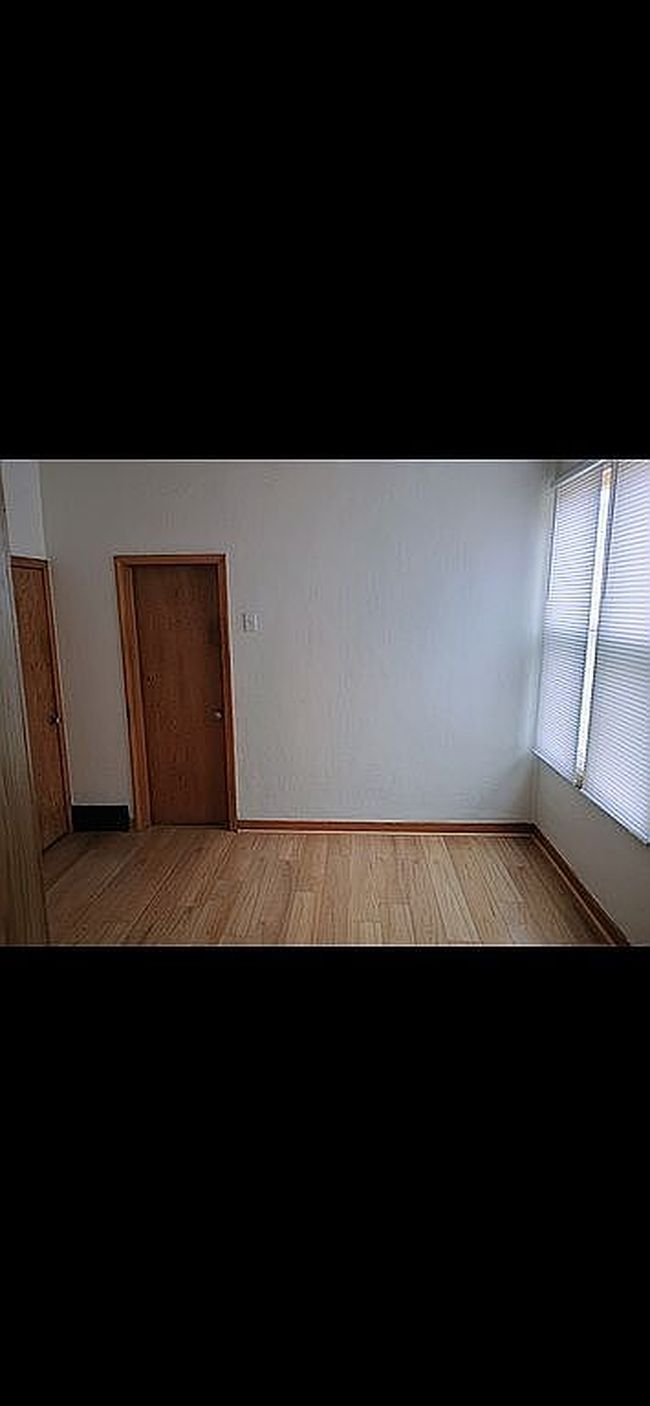 Image of 412 S 3rd St
