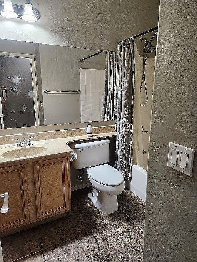 Photo of 10413 W Roanoke Ave, Avondale, AZ