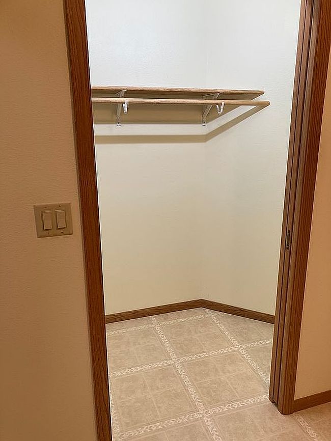 Image of 3704 18th Ave S