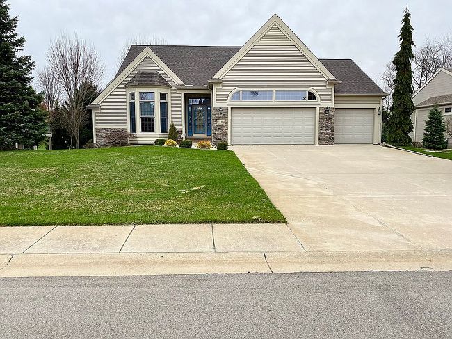 Image of 22 Whitetail Ct