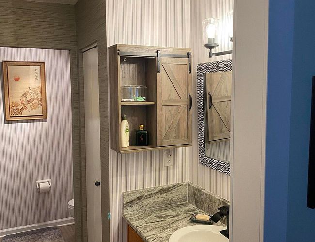 Additional photo 3 of property located at 1974 Bluebird W