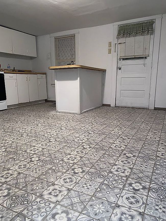 Additional photo 3 of property located at 1709-1711 Marshall St S