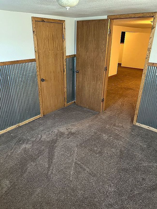 Photo of 225 W Prairie Ave, Little River, KS