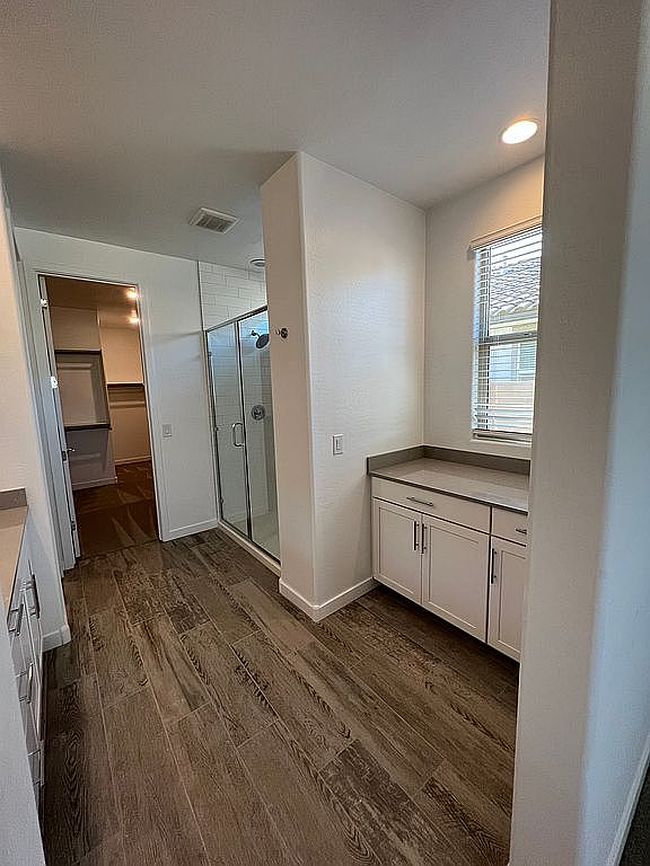 Image of 2374 E Ridgewood Ln