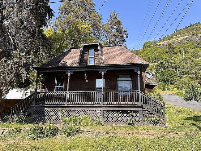 Preview of property located at 120 E Franklin St