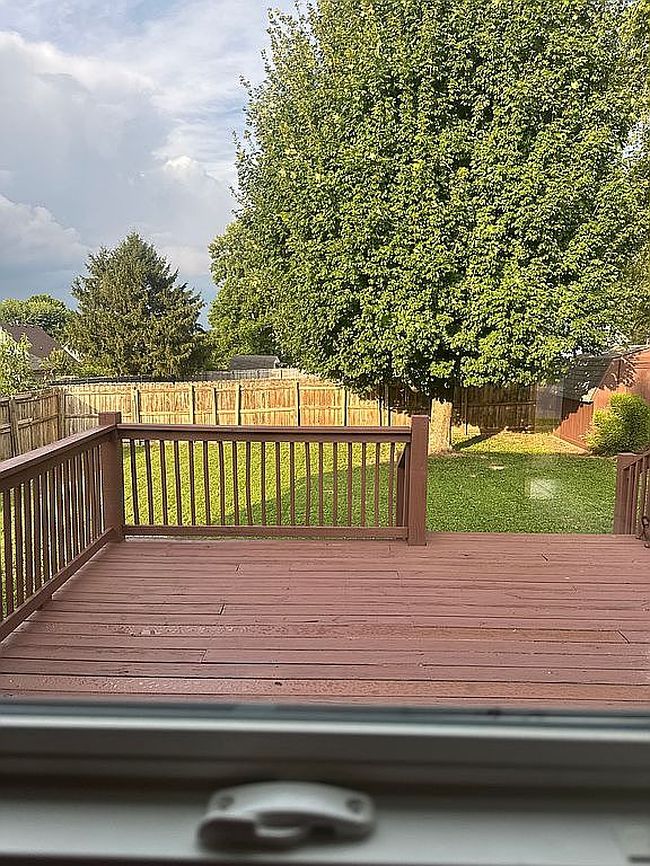 Photo of 220 Finish Line Way, Frankfort, KY