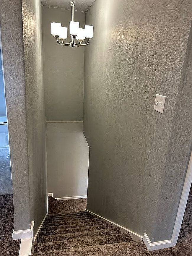 Image of 113 Rainbow Dr