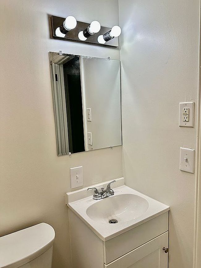 Photo of 353 Auman Ave, Asheboro, NC