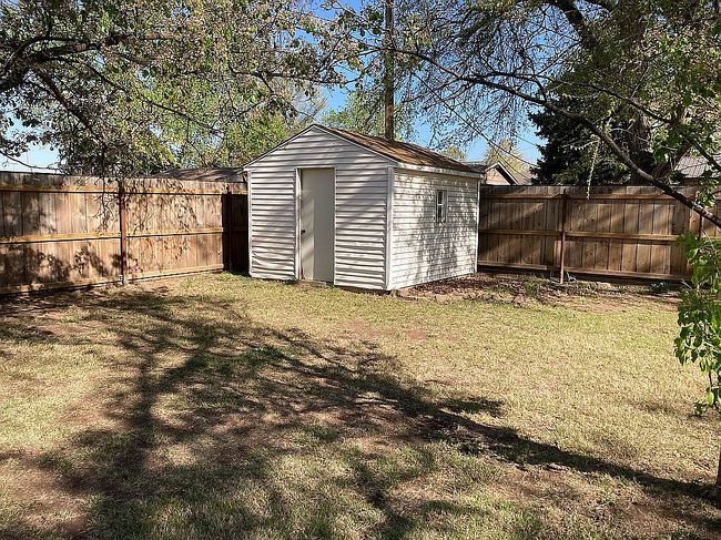 Photo of 911 S Saint John Ave, Lyons, KS