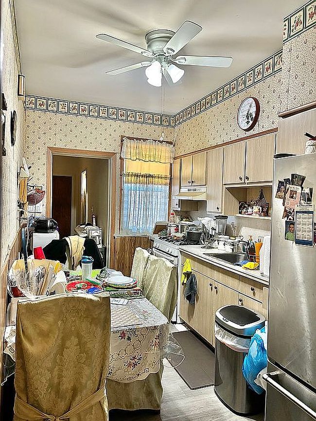 Image of 8611 16th Ave