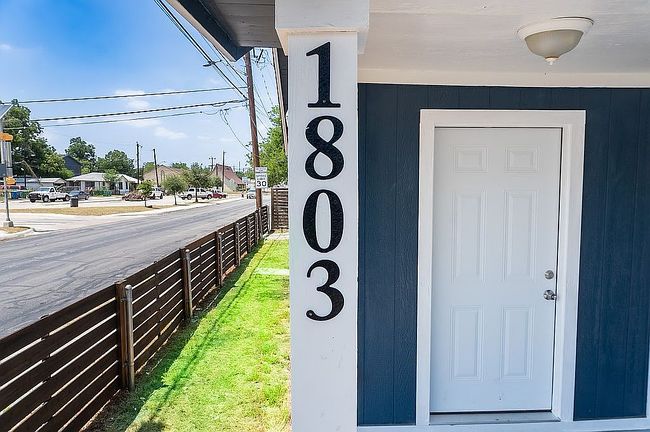 Image of 1803 Burnet St