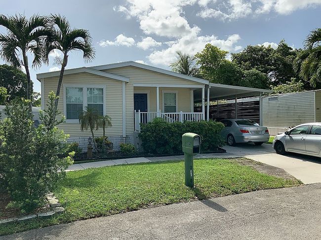 Photo of 957 Sw 131st Ave, Fort Lauderdale, FL