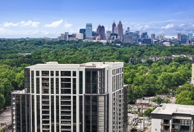 Photo of 2425 Peachtree Rd Ne